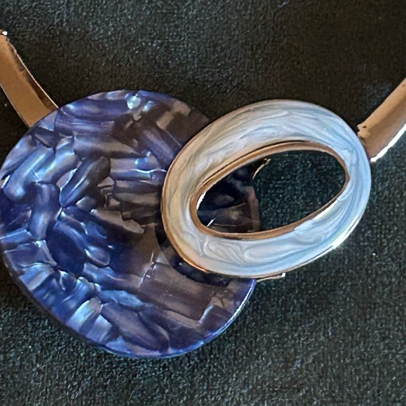 🎅🏻 CHRISTMAS VINTAGE LOVER MODERNIST CHUNKY LUCITE/ENAMEL 19” GUNMETAL NECKLACE - Picture 3 of 11